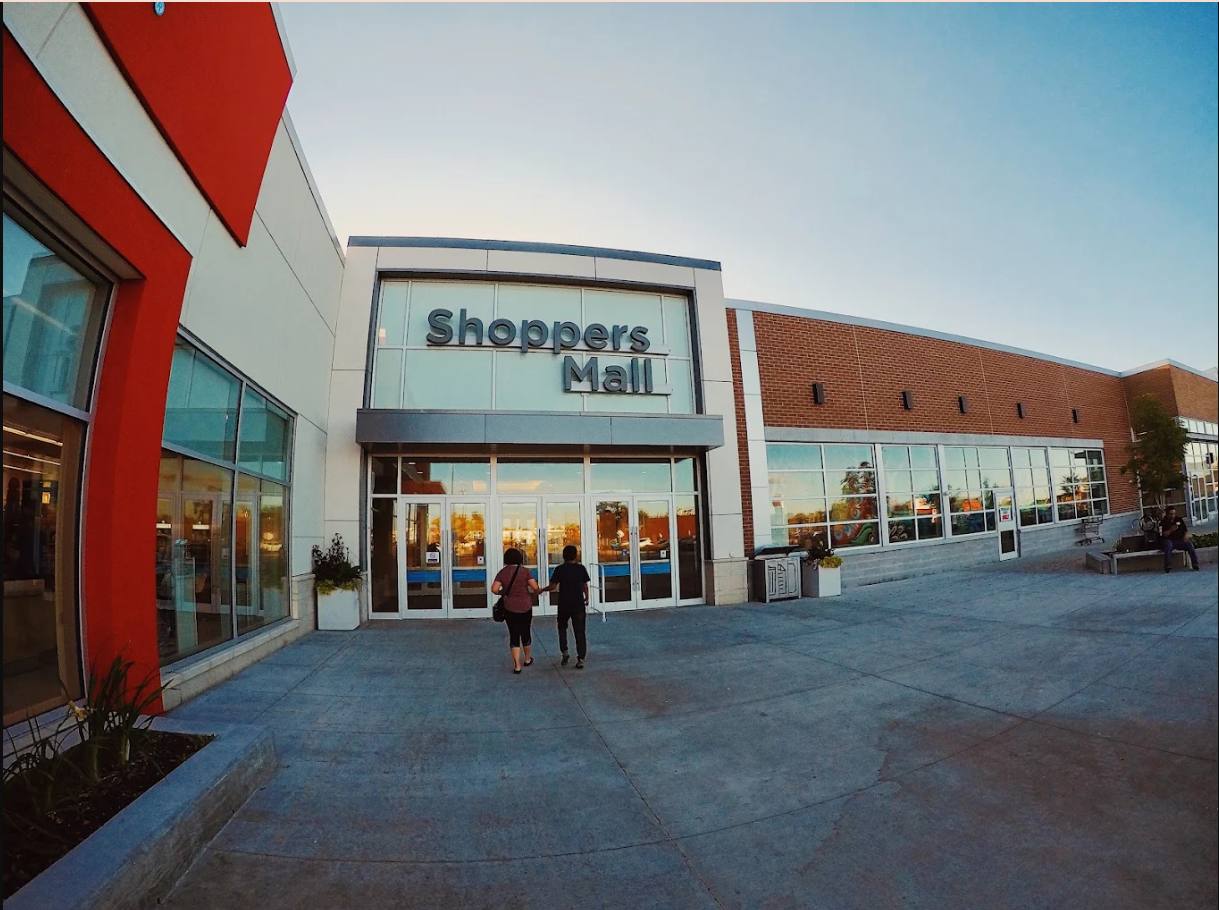 Shoppers Mall